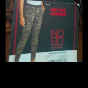 No Boundaries Leppard Pants